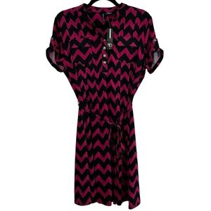 NWT! NEW DIRECTIONS Women’s Petite Chevron‎ Shirt Dress Bold Pink & Black PXL
